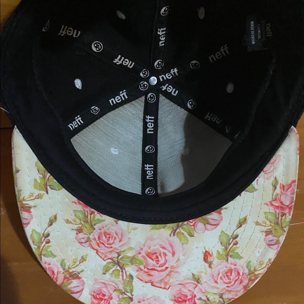 Neff Hat Floral RARE - Picture 5 of 6